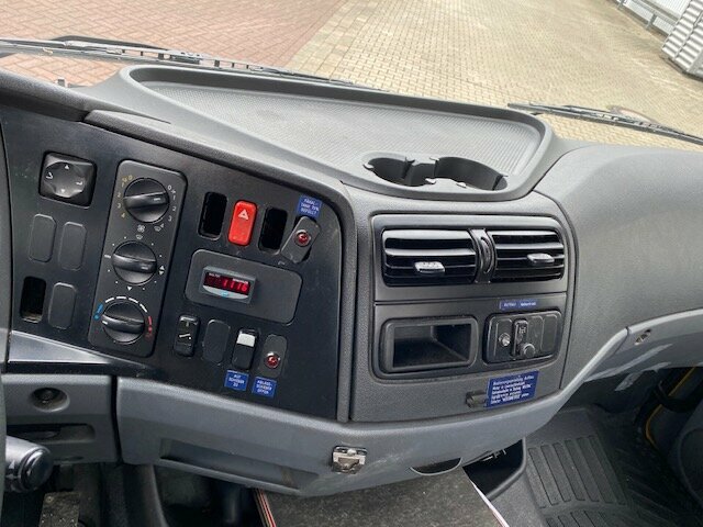 DAIMLER-BENZ Atego