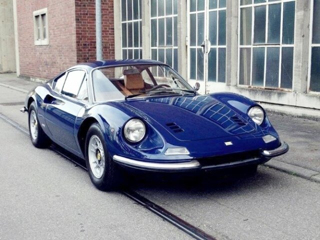 FERRARI (I) 246