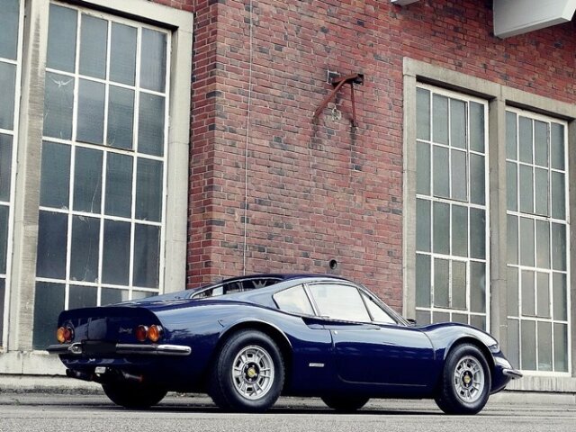 FERRARI (I) 246