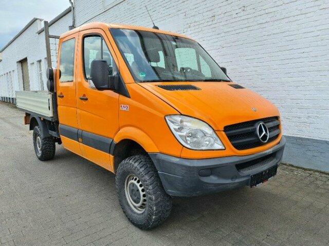 Mercedes-BenzSprinter