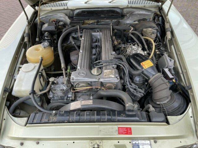 MERCEDES-BENZ 280