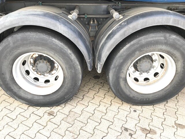 VOLVO (S) FM