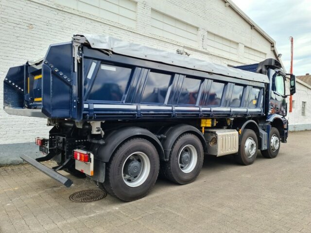 DAIMLER-BENZ Arocs
