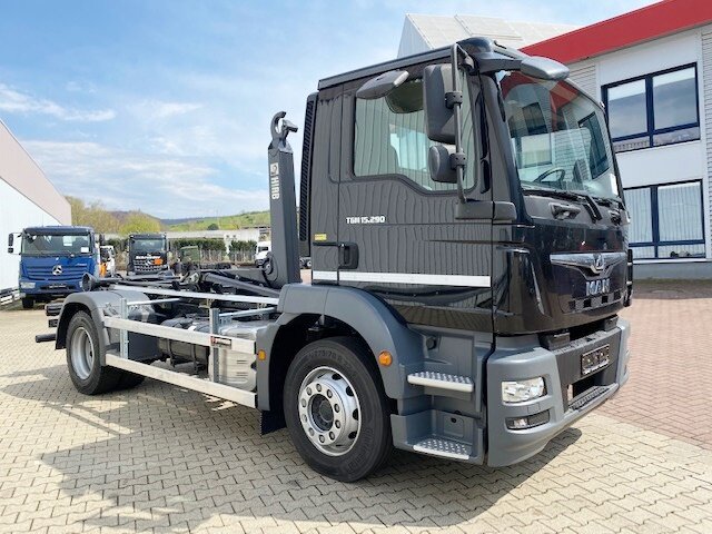 MAN TGM