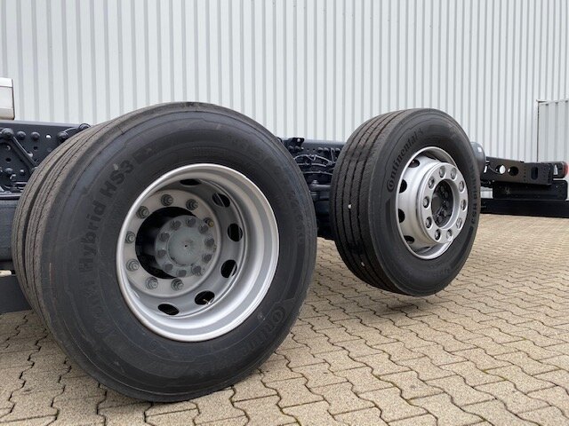 DAIMLER-BENZ Antos