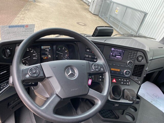 DAIMLER-BENZ Antos