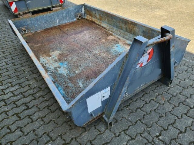 UNBEKANNT-