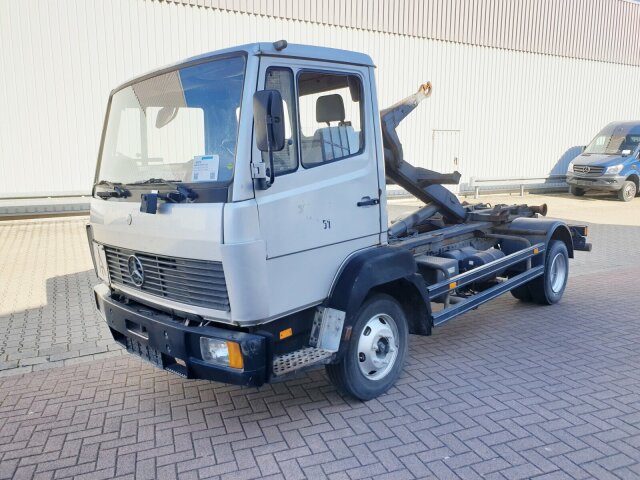 Mercedes-Benz-