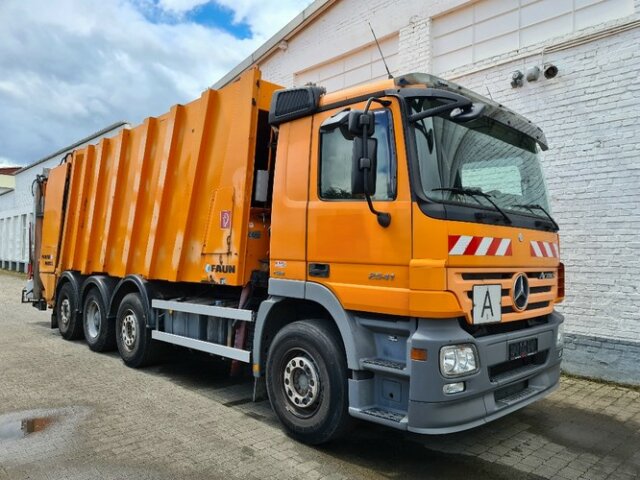 DAIMLER-BENZ Actros