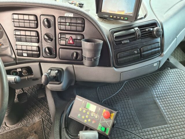 DAIMLER-BENZ Actros