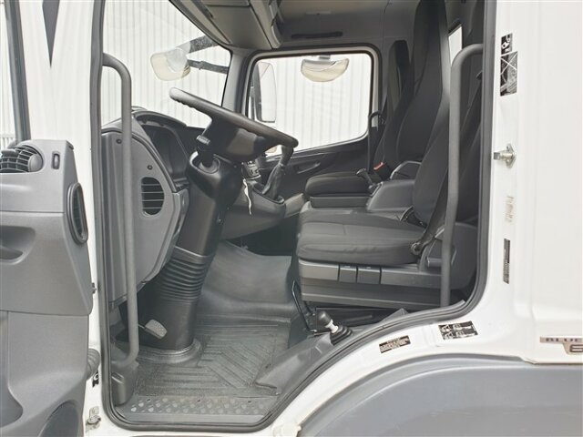 DAIMLER-BENZ Atego