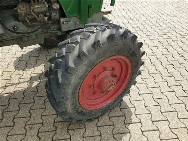 KLOECKNER-H-DEUTZ D