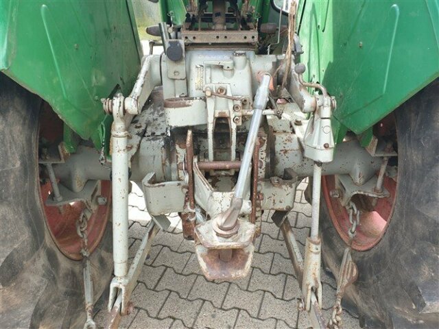 KLOECKNER-H-DEUTZ D