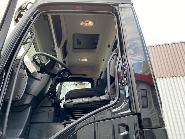 DAIMLER-BENZ Arocs