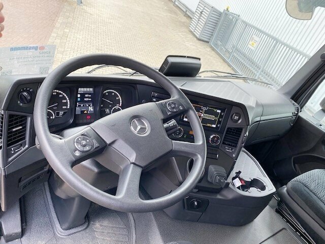 DAIMLER-BENZ Arocs