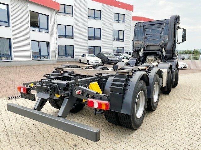 DAIMLER-BENZ Arocs