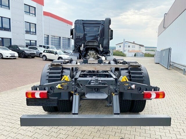 DAIMLER-BENZ Arocs