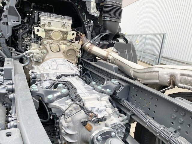 DAIMLER-BENZ Arocs