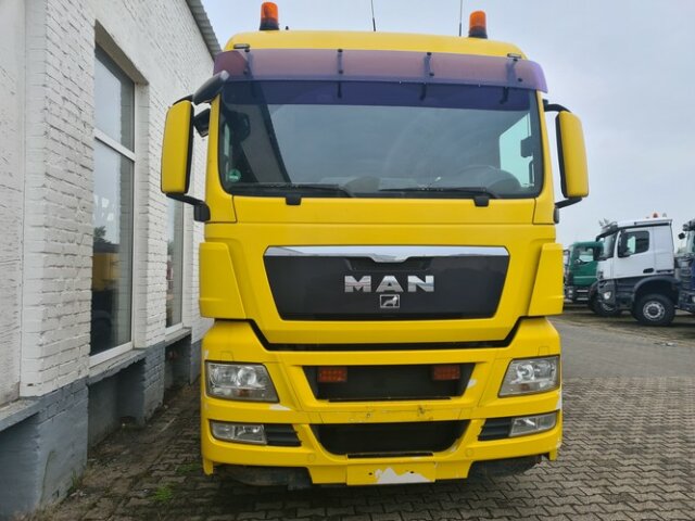 MAN TGX