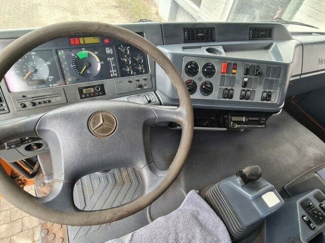 DAIMLER-BENZ Actros