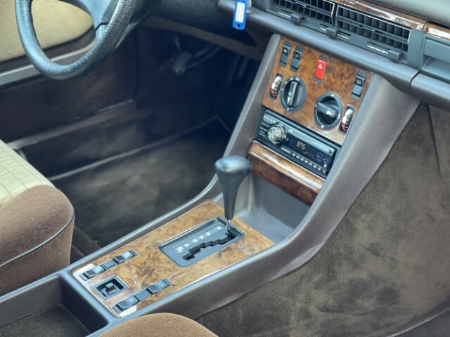 MERCEDES-BENZ 500