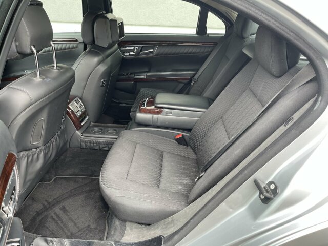 MERCEDES-BENZ S 600