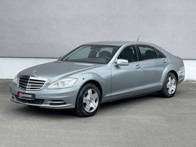 MERCEDES-BENZ S 600