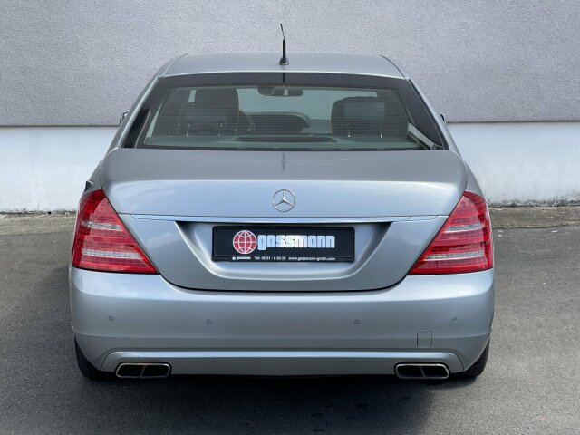 MERCEDES-BENZ S 600