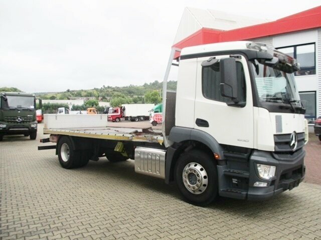 DAIMLER-BENZ Antos