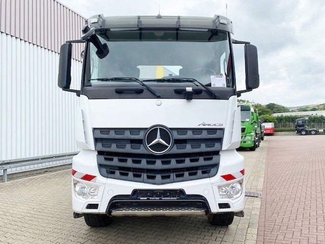 DAIMLER-BENZ Arocs