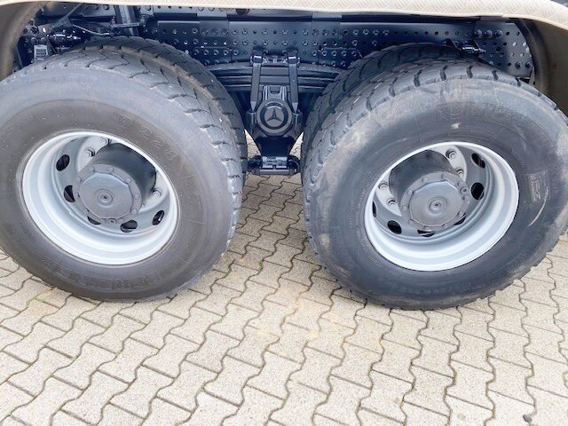DAIMLER-BENZ Arocs