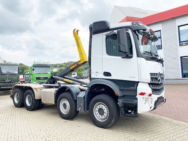 DAIMLER-BENZ Arocs