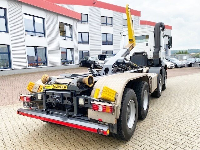 DAIMLER-BENZ Arocs