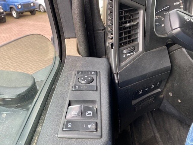 DAIMLER-BENZ -