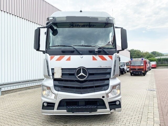 DAIMLER-BENZ -