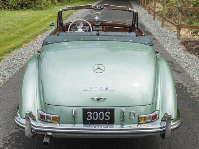 MERCEDES-BENZ 300