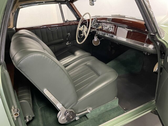 MERCEDES-BENZ 300