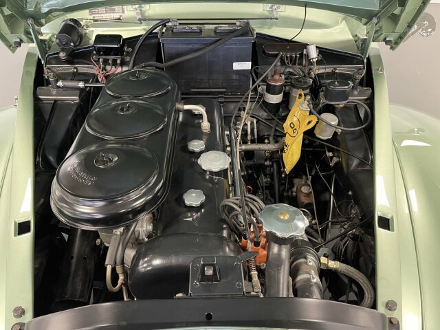MERCEDES-BENZ 300