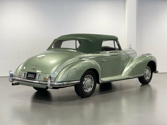 MERCEDES-BENZ 300