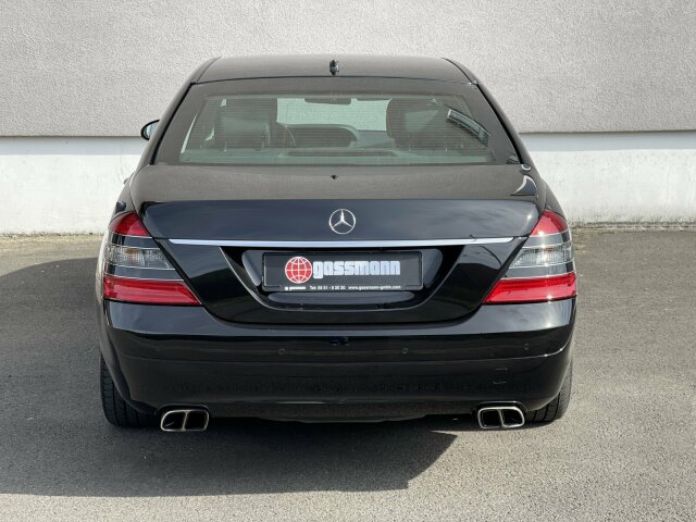 MERCEDES-BENZ S 600
