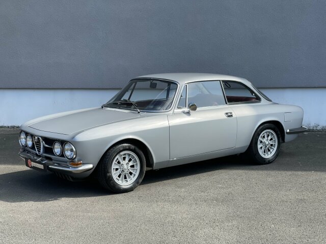 ALFA ROMEO (I) GT