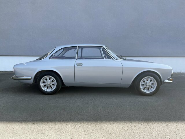 ALFA ROMEO (I) GT