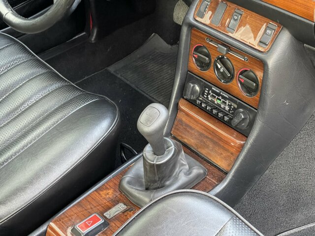 MERCEDES-BENZ 280