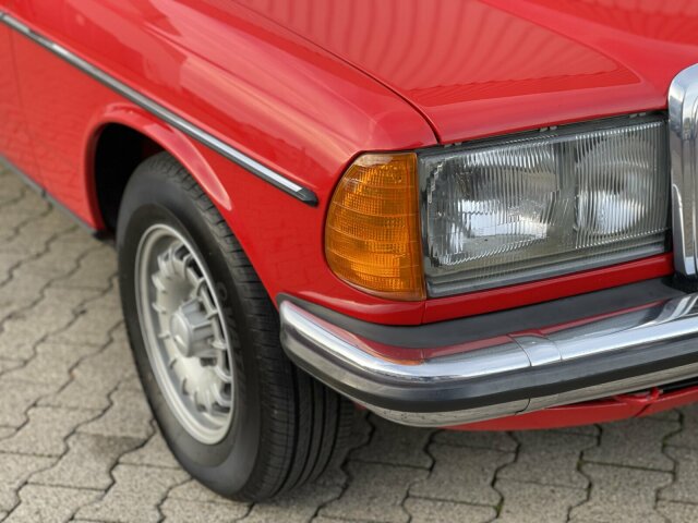 MERCEDES-BENZ 280