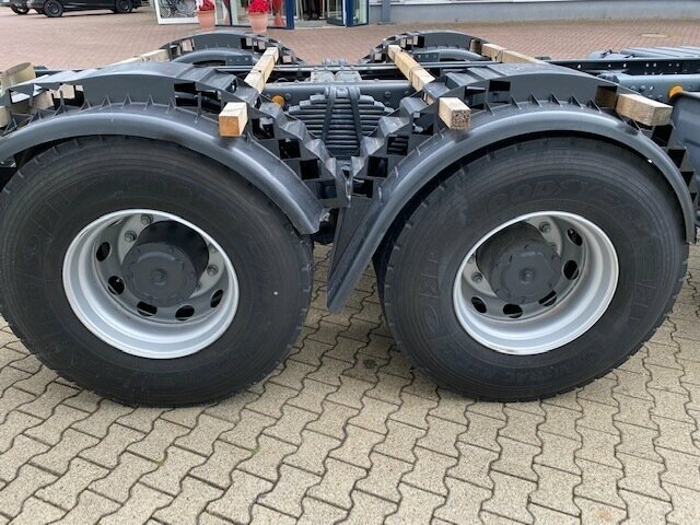 IVECO-MAGIRUS Trakker