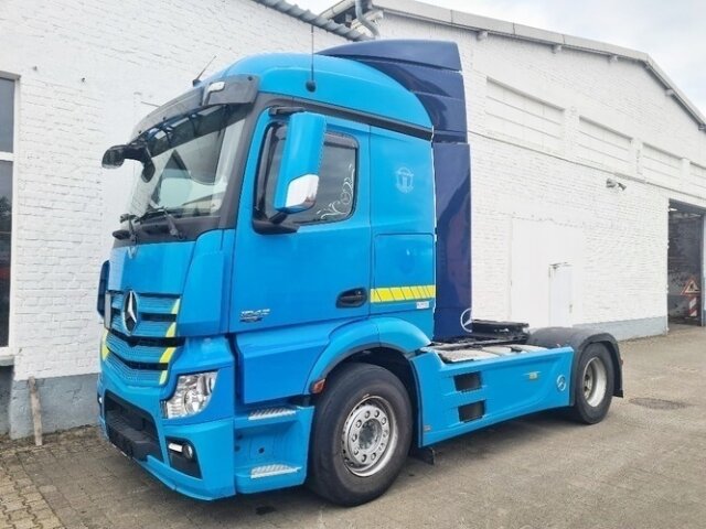 Mercedes-BenzActros