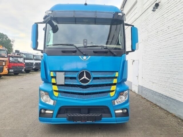 DAIMLER-BENZ Actros