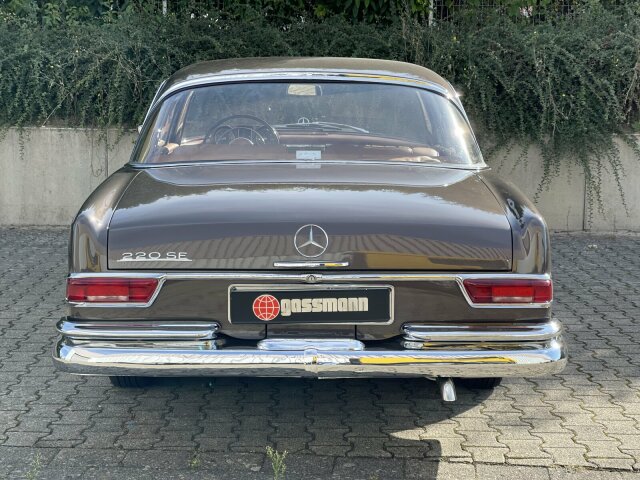 MERCEDES-BENZ 220