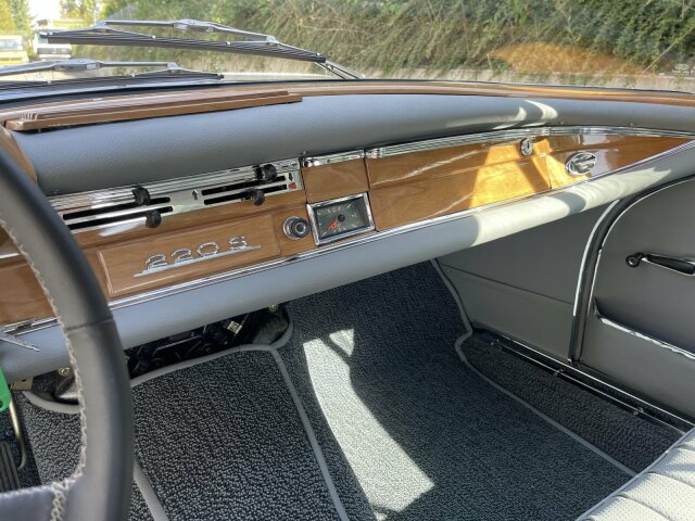 MERCEDES-BENZ 220
