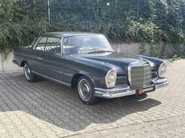 MERCEDES-BENZ 220